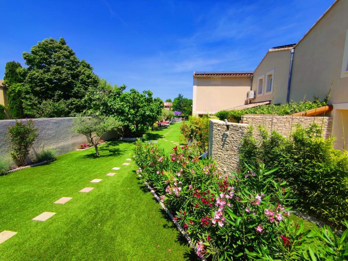 Holiday home Au Murmure De La Sorgue *