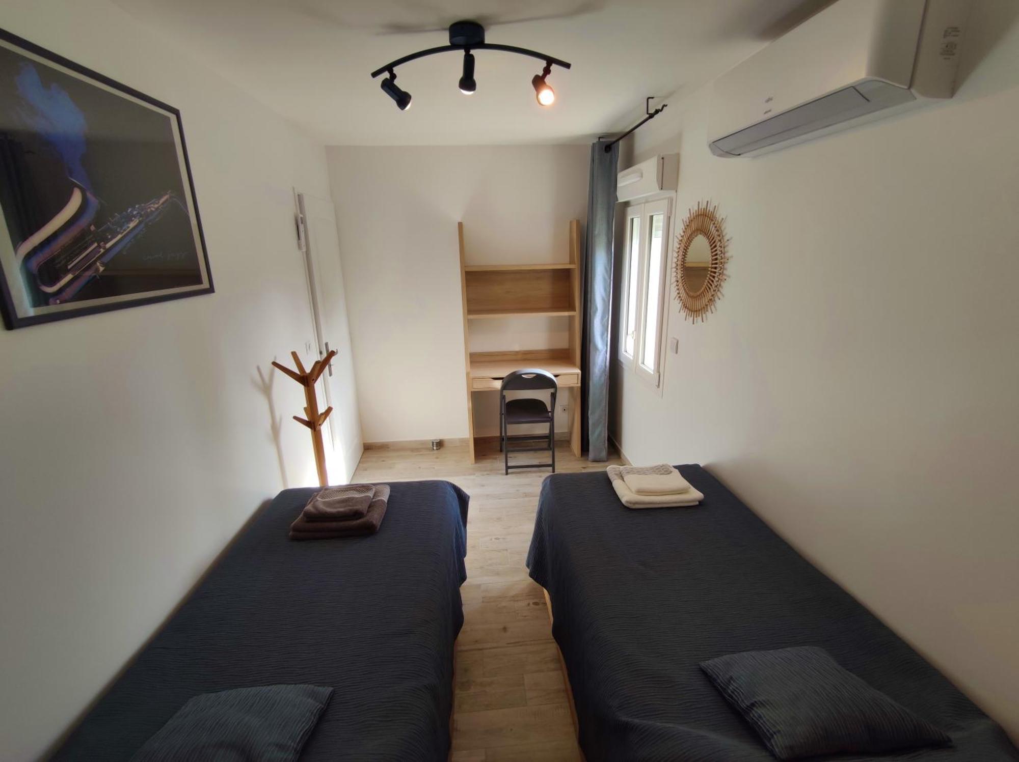 Holiday home Au Murmure De La Sorgue *